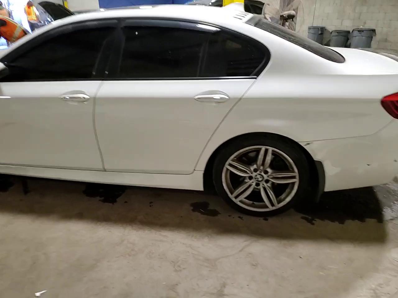 Фото: WBA5B3C50ED292786