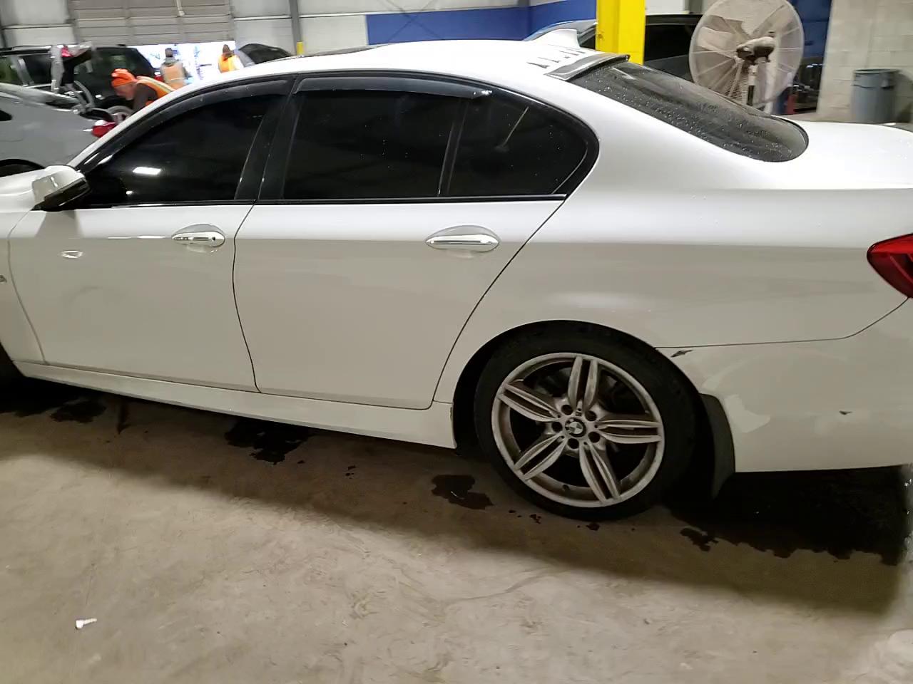 Фото: WBA5B3C50ED292786