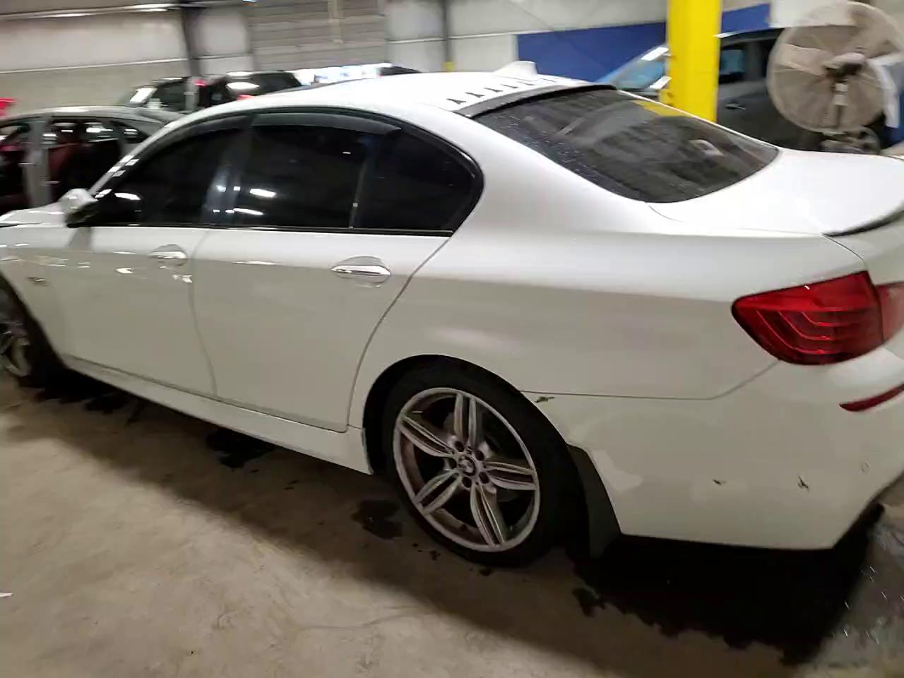 Фото: WBA5B3C50ED292786