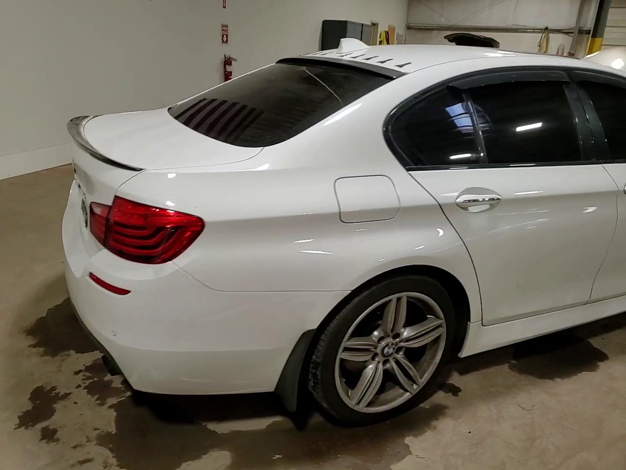 Фото: WBA5B3C50ED292786