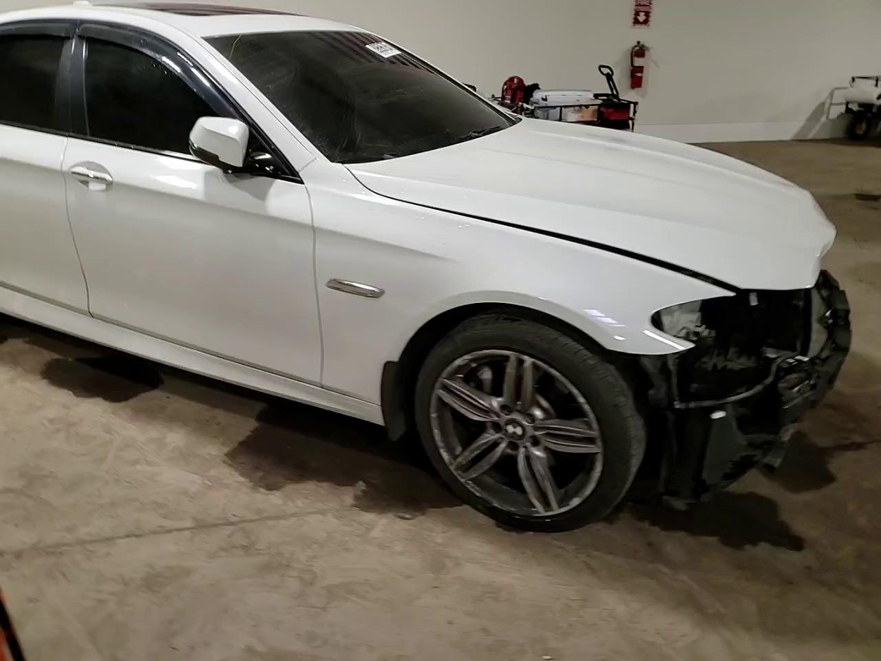 Фото: WBA5B3C50ED292786