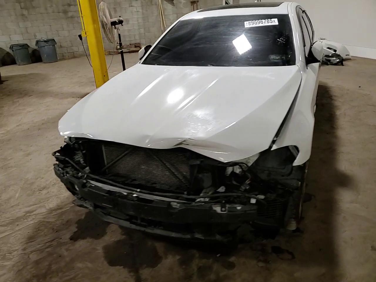 Фото: WBA5B3C50ED292786