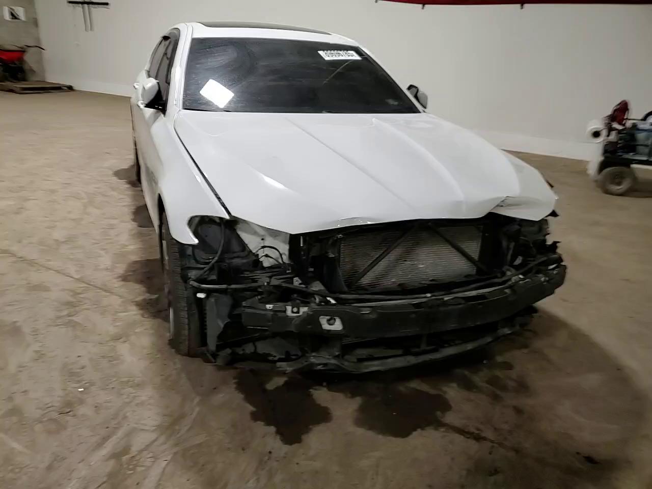 Фото: WBA5B3C50ED292786