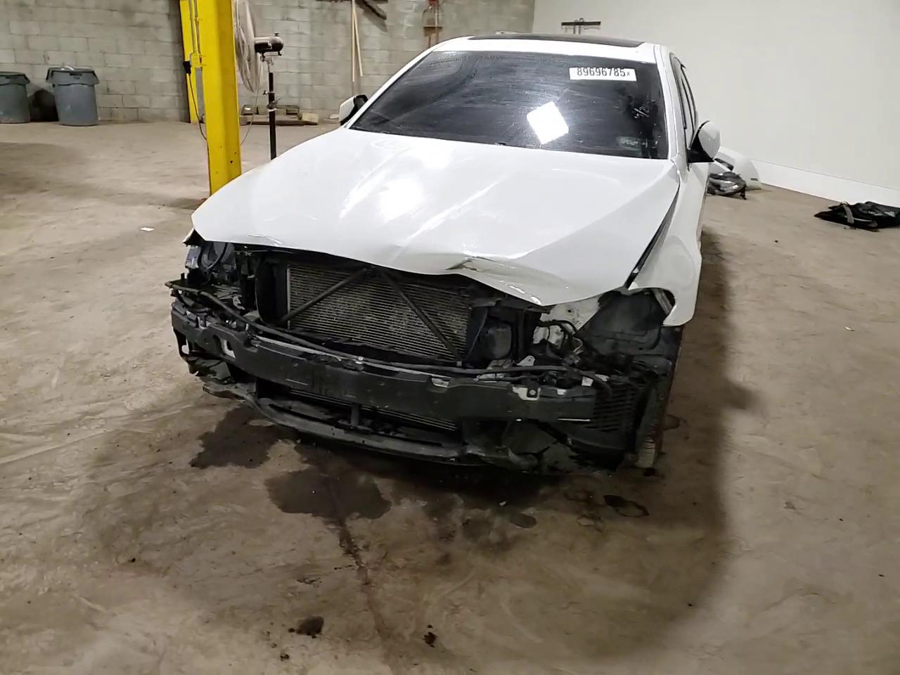 Фото: WBA5B3C50ED292786