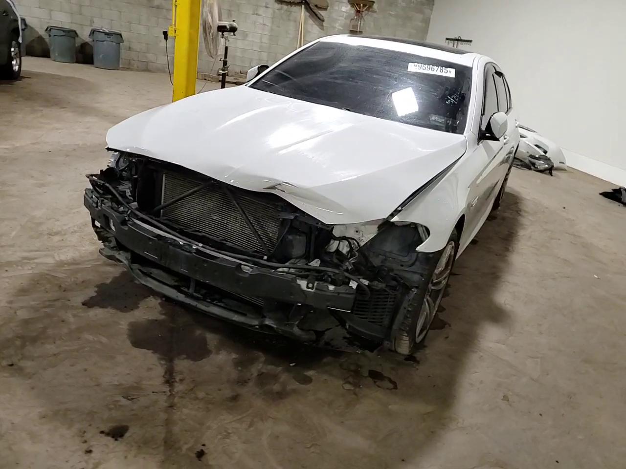 Фото: WBA5B3C50ED292786