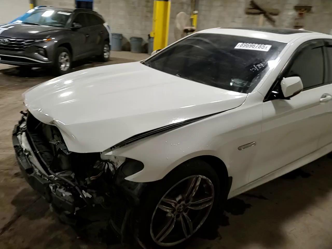 Фото: WBA5B3C50ED292786