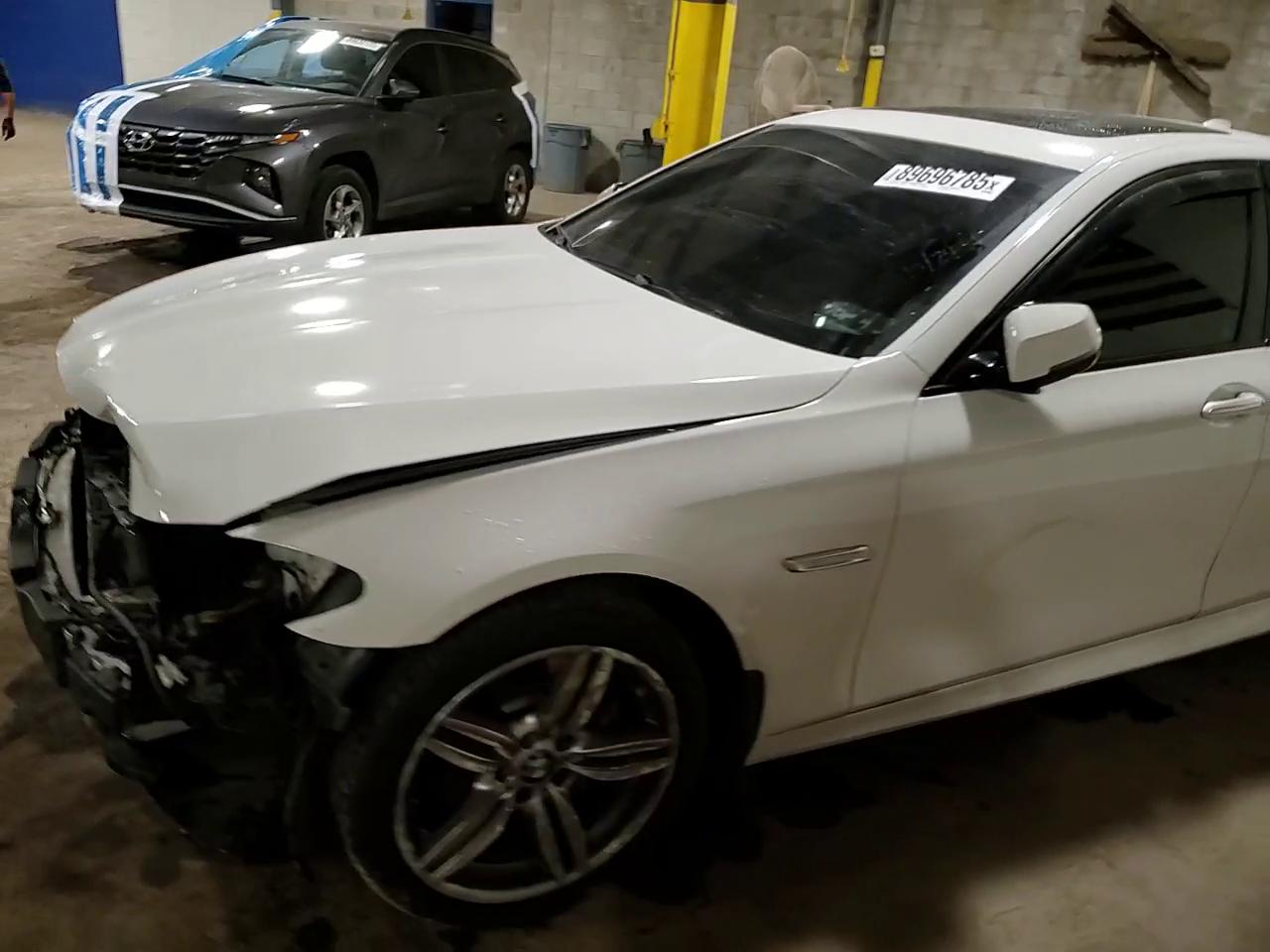 Фото: WBA5B3C50ED292786