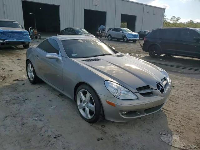2005 Mercedes-Benz Slk 350 VIN: WDBWK56F95F025138 Lot: 82448585