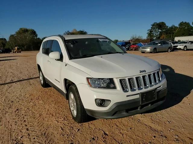 2017 Jeep Compass Latitude VIN: 1C4NJCEB2HD198275 Lot: 82526525