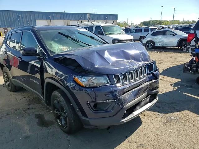 2018 Jeep Compass Latitude VIN: 3C4NJDBB8JT270557 Lot: 82008365