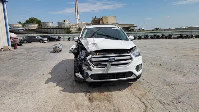 2017 Ford Escape Se VIN: 1FMCU0GD5HUC04688 Lot: 85164185