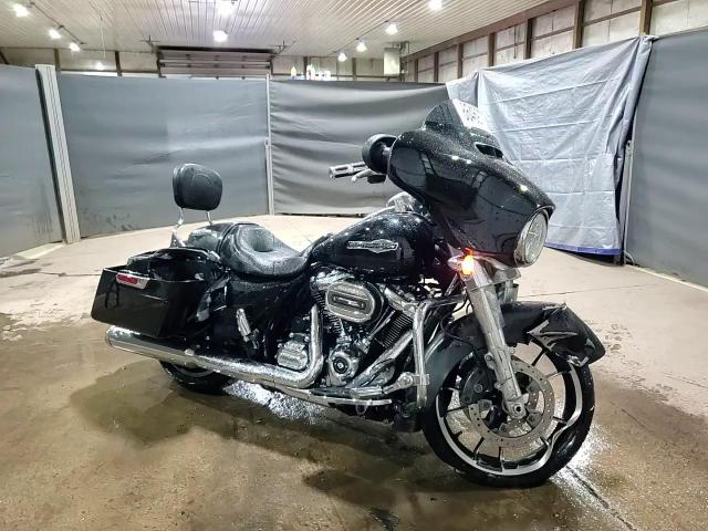 2022 Harley Davidson Flhx Street Glide VIN: 1HD1KBC10NB668471 Lot: 86469775