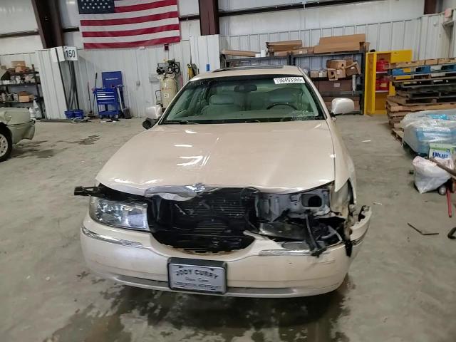 2001 Lincoln Town Car Cartier VIN: 1LNHM83W21Y722946 Lot: 90493365