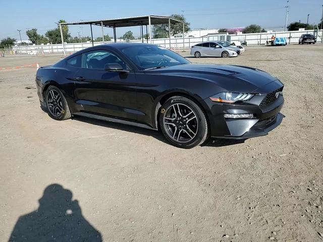 2022 Ford Mustang VIN: 1FA6P8TH7N5113384 Lot: 90121555