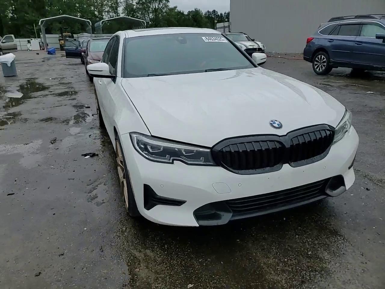 Фото: 3MW5R1J07L8B21079