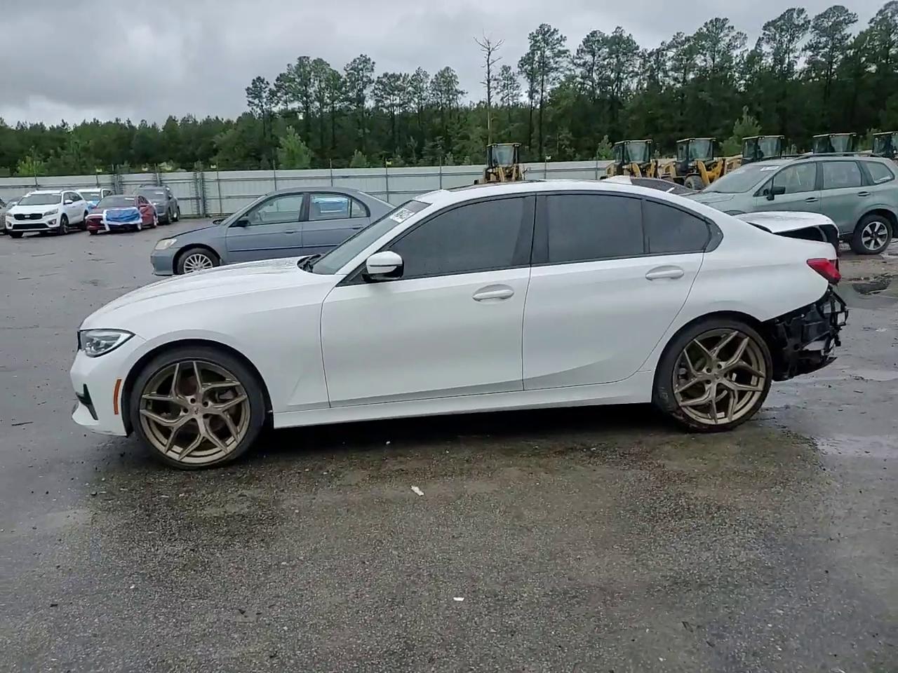 Фото: 3MW5R1J07L8B21079