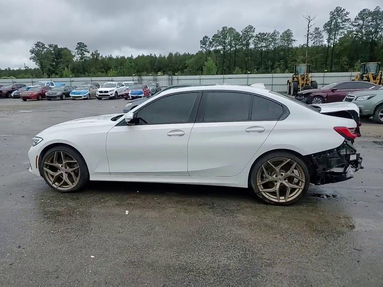 Фото: 3MW5R1J07L8B21079