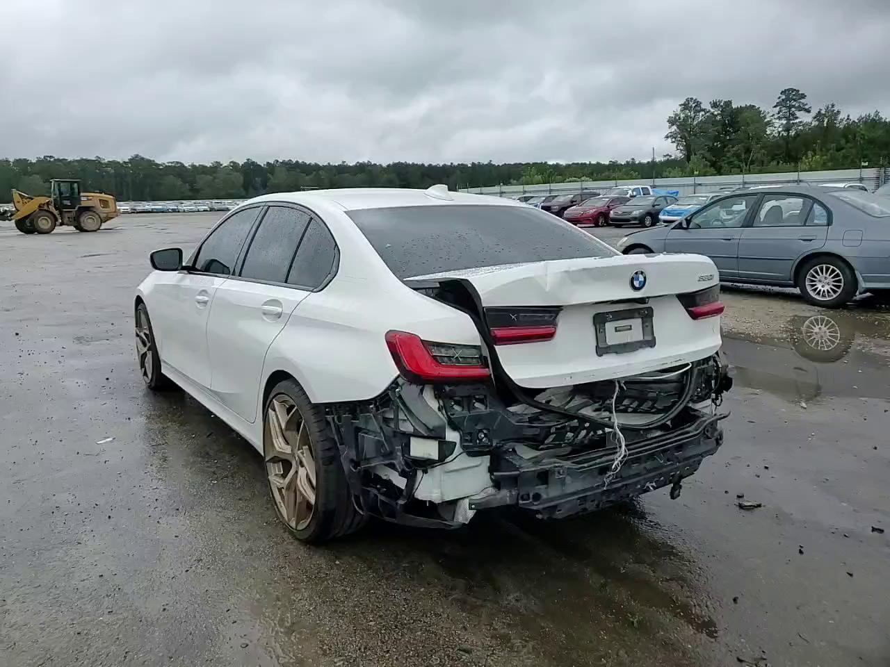 Фото: 3MW5R1J07L8B21079