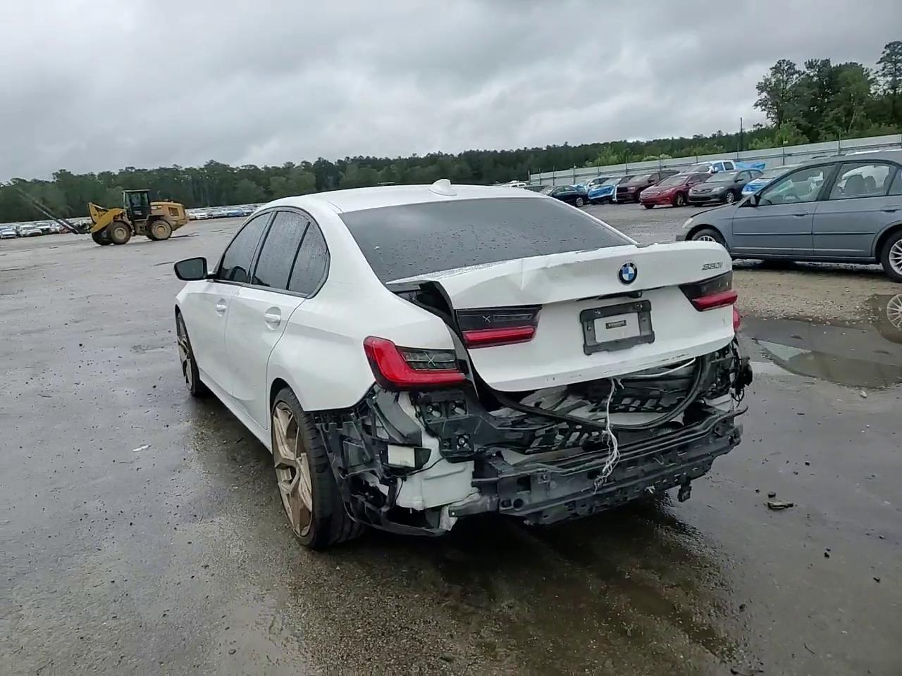 Фото: 3MW5R1J07L8B21079