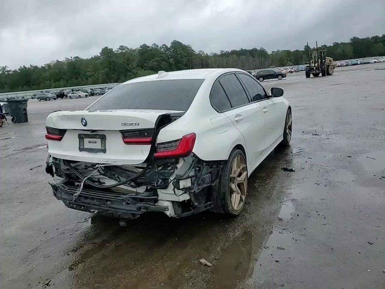 Фото: 3MW5R1J07L8B21079