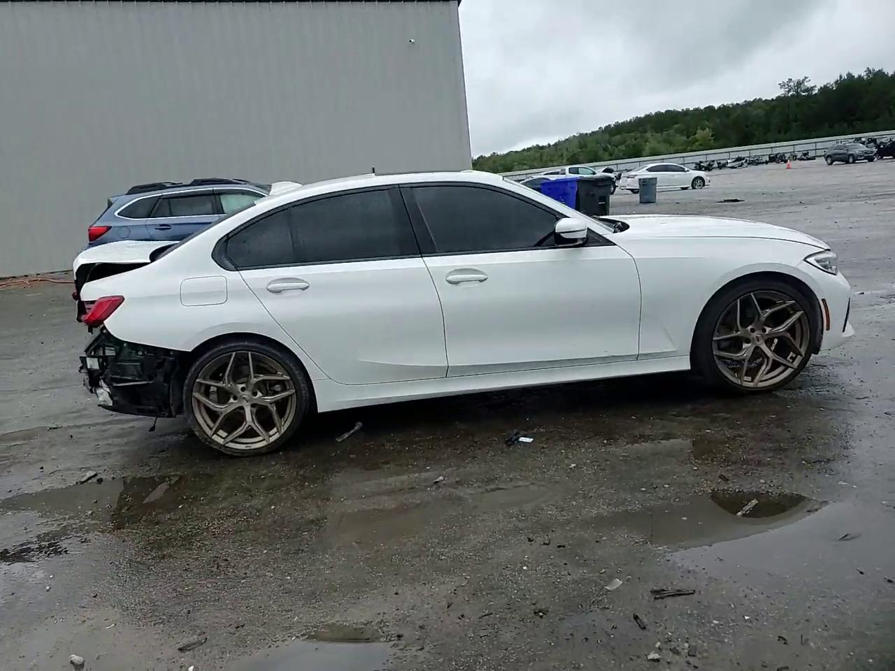 Фото: 3MW5R1J07L8B21079