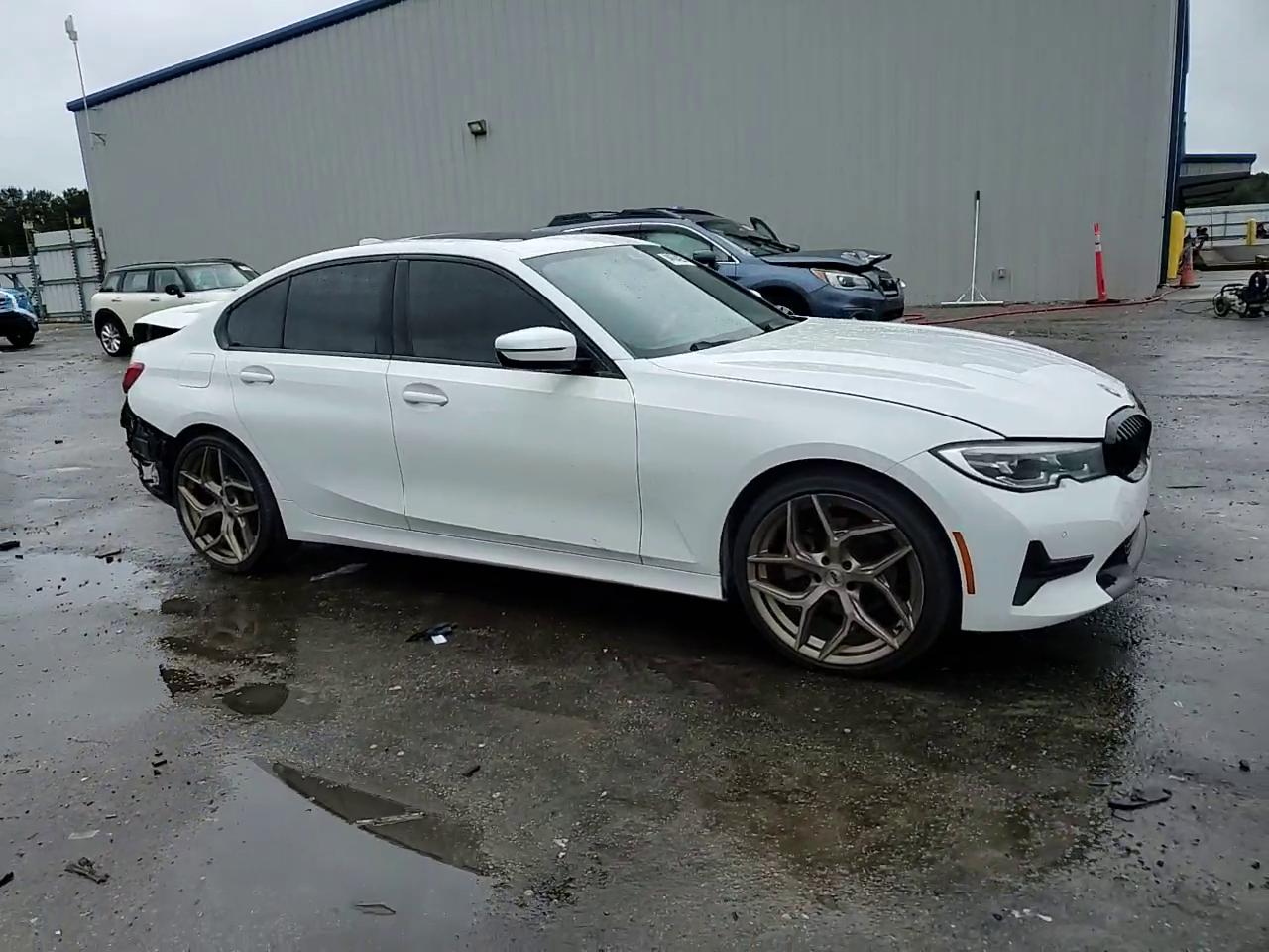 Фото: 3MW5R1J07L8B21079