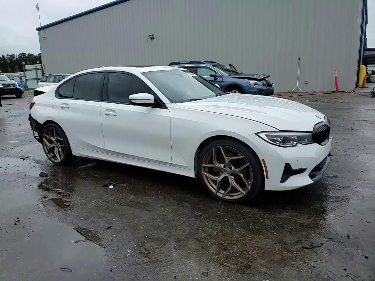 Фото: 3MW5R1J07L8B21079