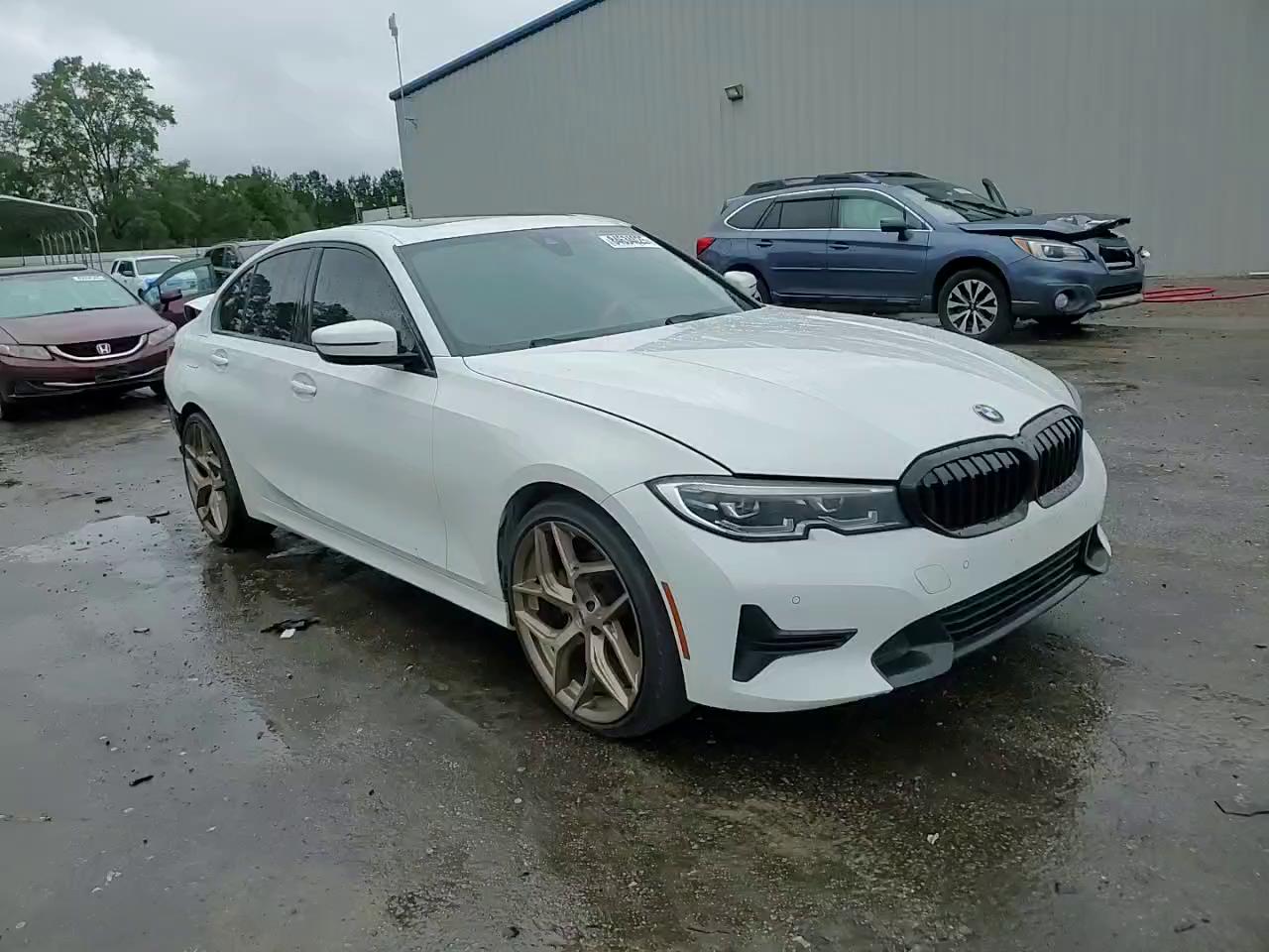 Фото: 3MW5R1J07L8B21079