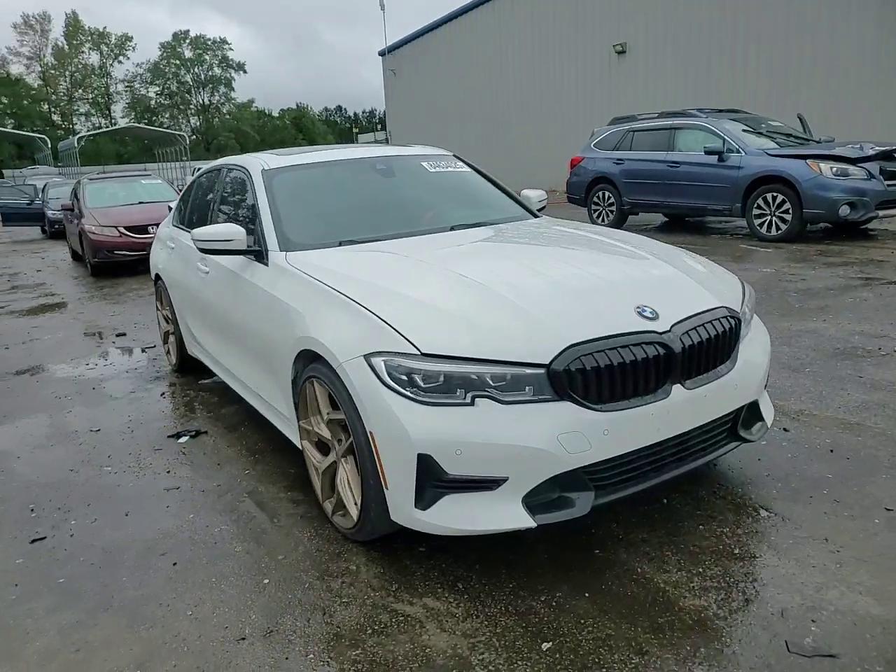 Фото: 3MW5R1J07L8B21079