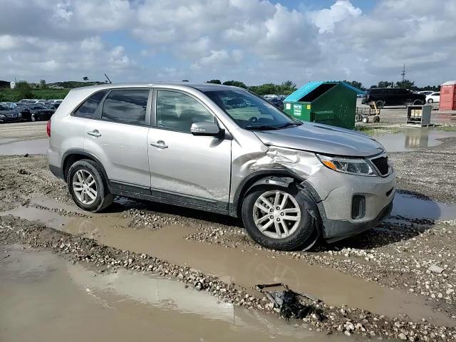 2015 Kia Sorento Lx VIN: 5XYKT3A60FG588358 Lot: 84957895