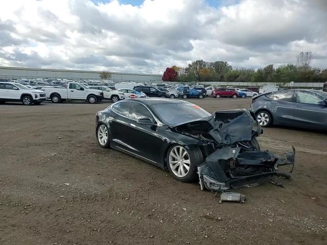 2017 Tesla Model S VIN: 5YJSA1E20HF189722 Lot: 82642225