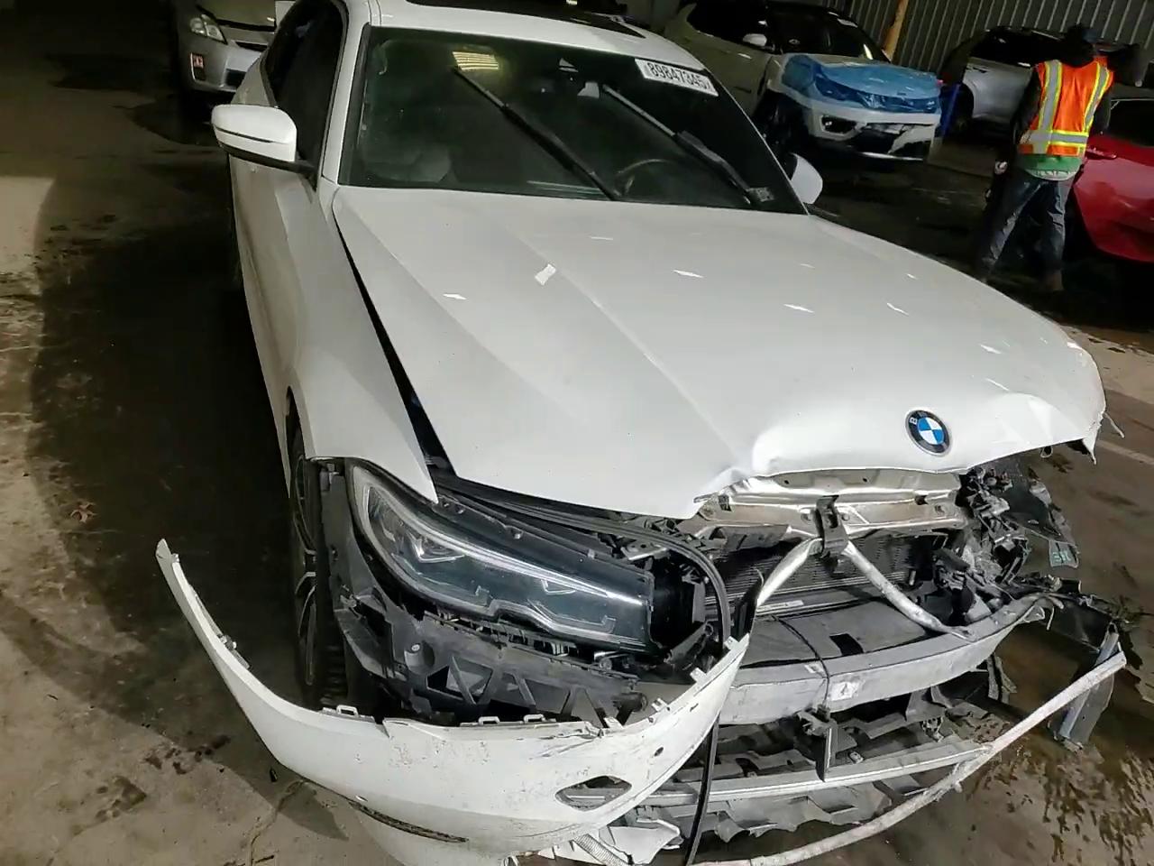 Фото: 3MW5R7J08L8B27086