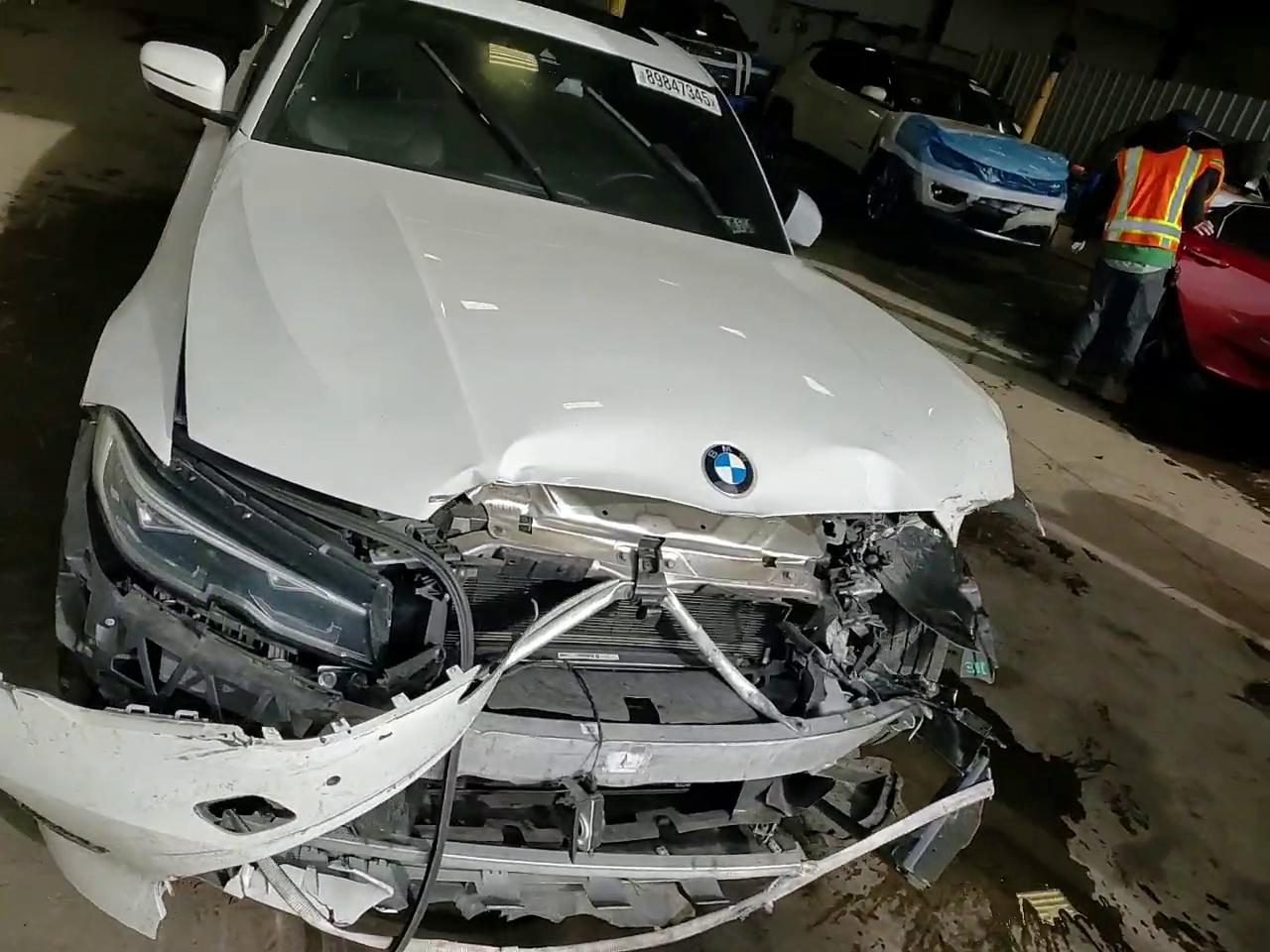 Фото: 3MW5R7J08L8B27086