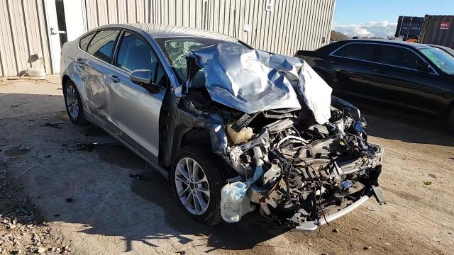 2020 Ford Fusion Se VIN: 3FA6P0HDXLR256122 Lot: 90491465