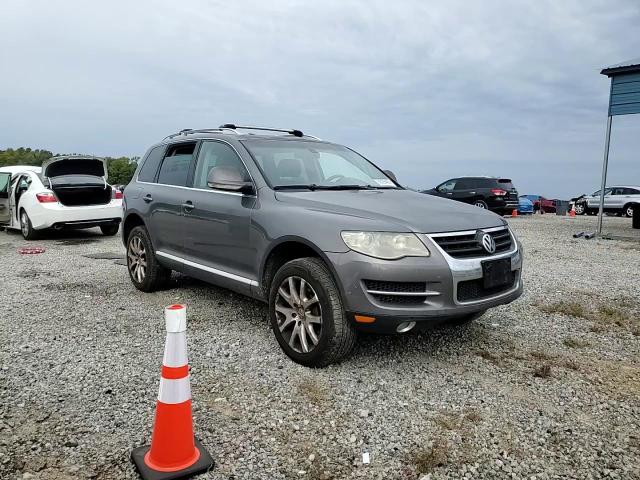 2008 Volkswagen Touareg 2 V6 VIN: WVGBE77L38D056274 Lot: 90029405