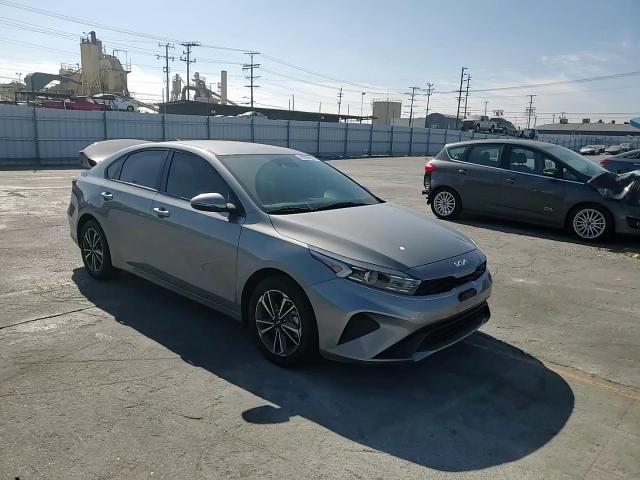 2023 Kia Forte Lx VIN: 3KPF24AD0PE515417 Lot: 90298055