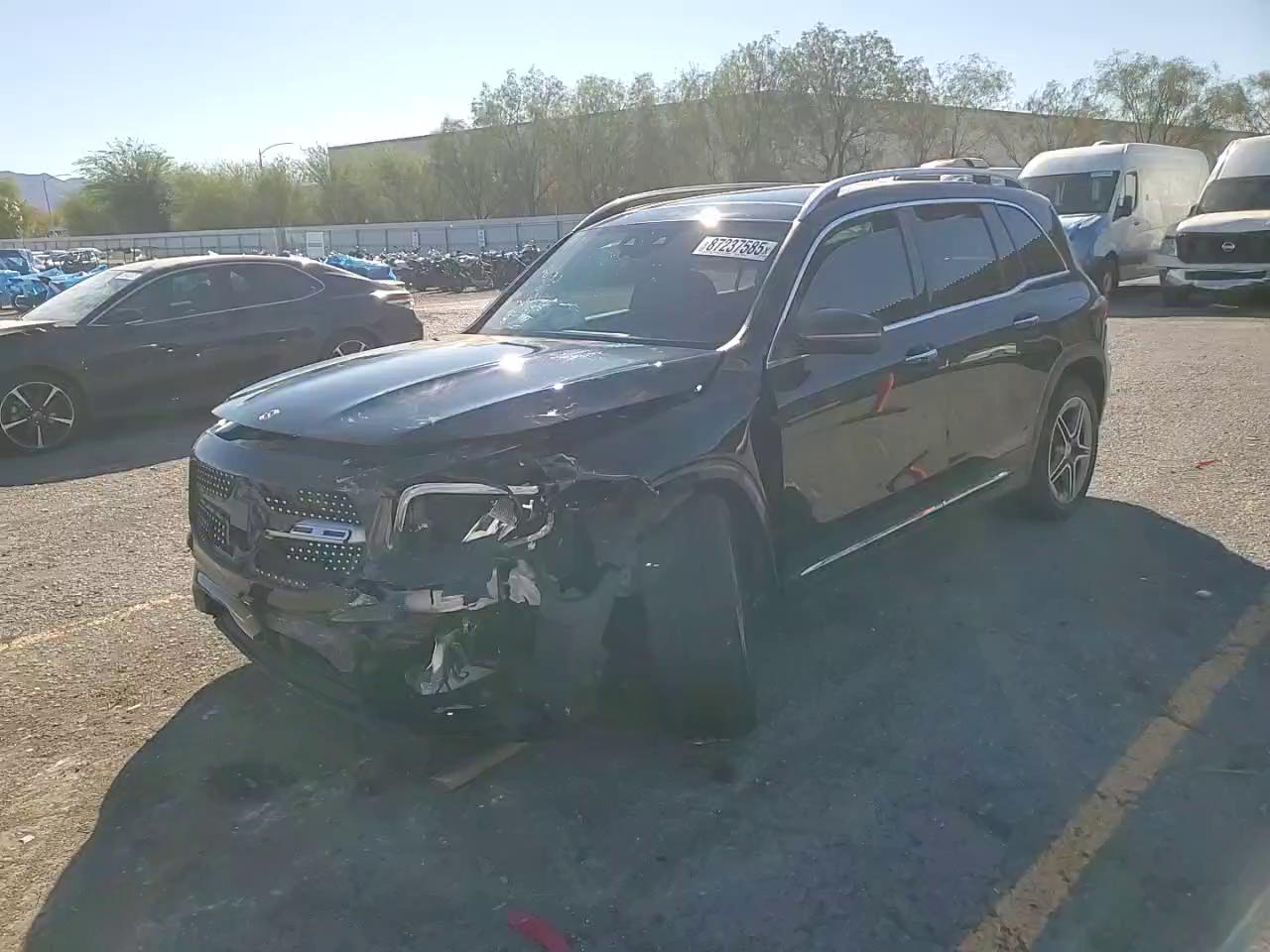 Фото: W1N4M4HB4NW230821