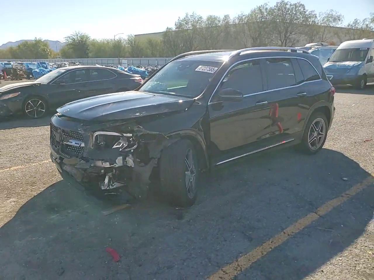 Фото: W1N4M4HB4NW230821