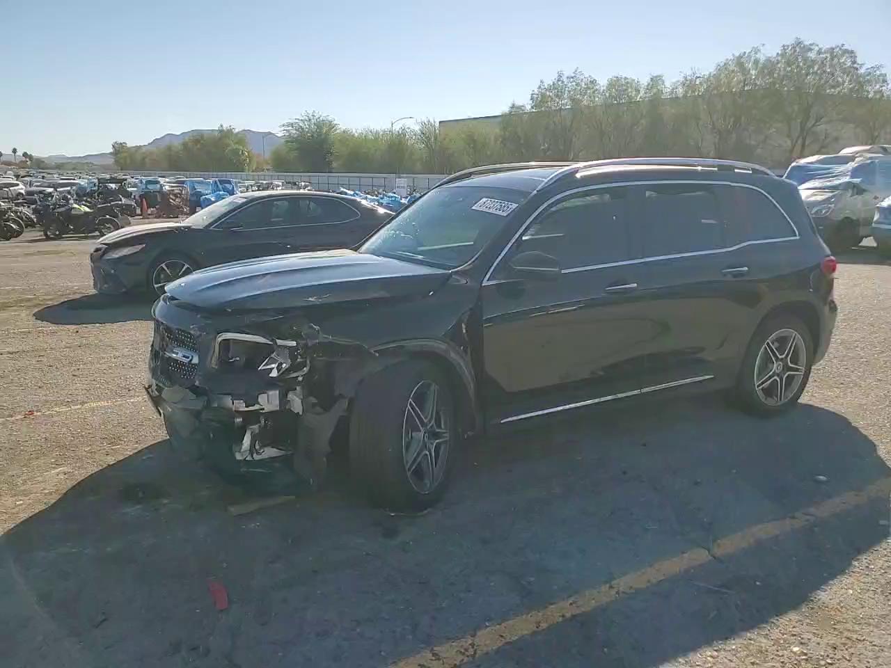 Фото: W1N4M4HB4NW230821