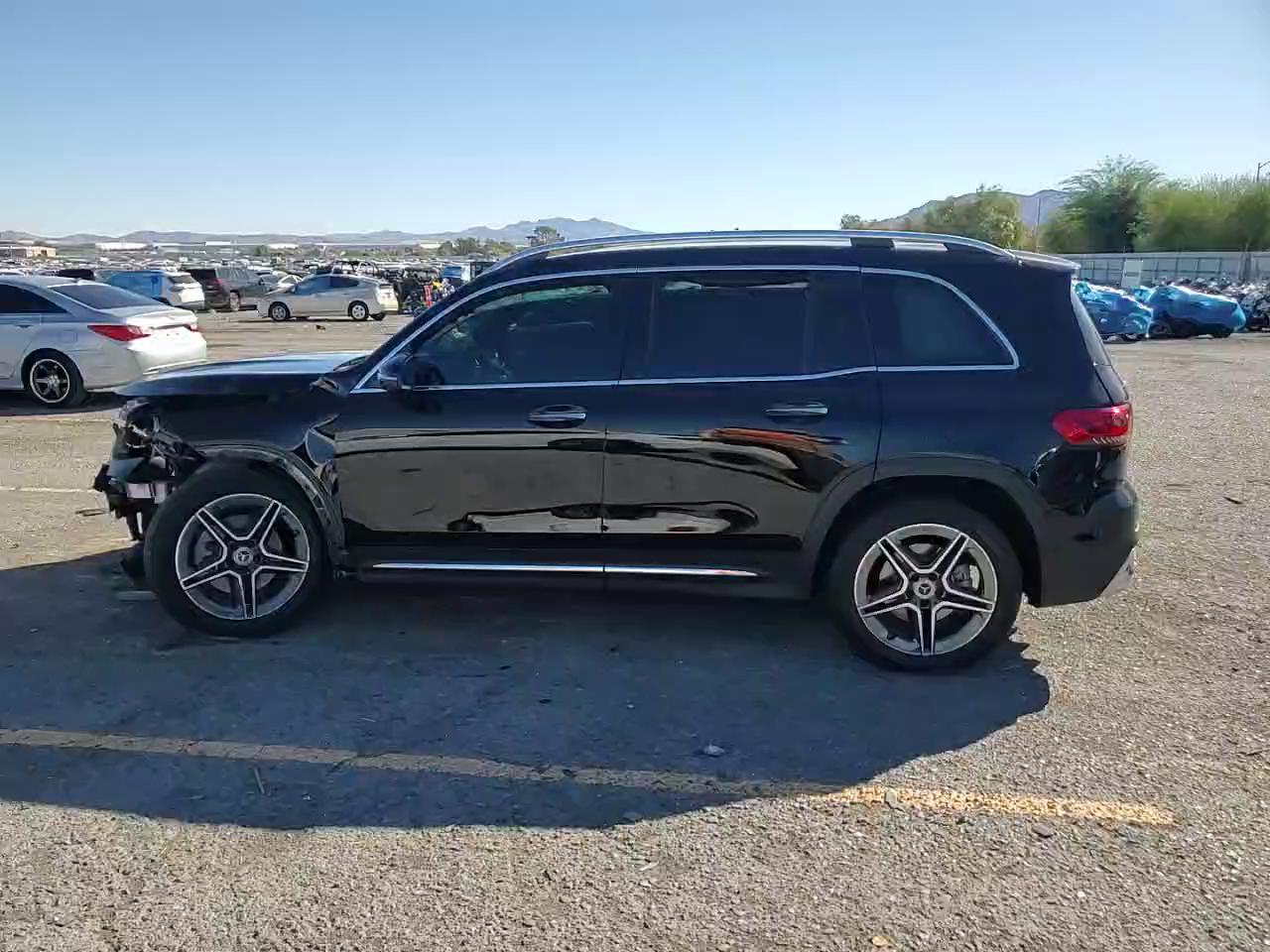 Фото: W1N4M4HB4NW230821