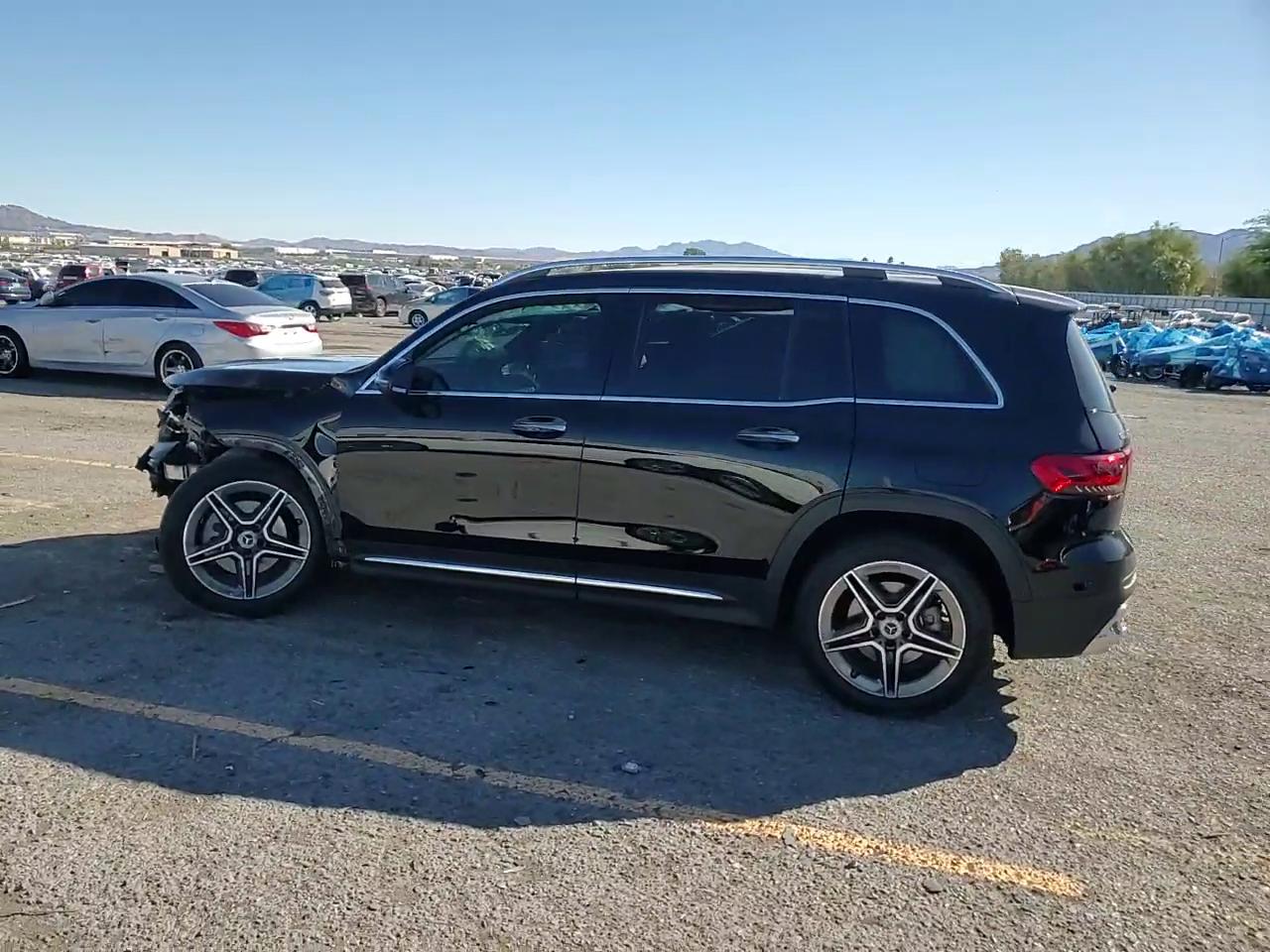 Фото: W1N4M4HB4NW230821