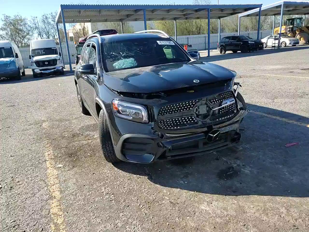 Фото: W1N4M4HB4NW230821