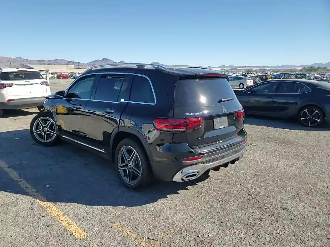 Фото: W1N4M4HB4NW230821