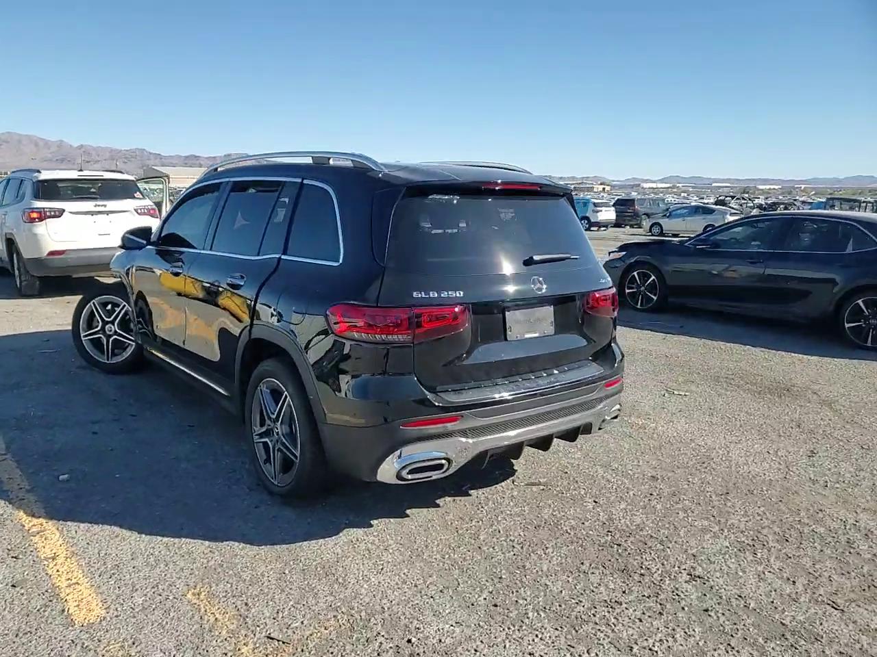 Фото: W1N4M4HB4NW230821