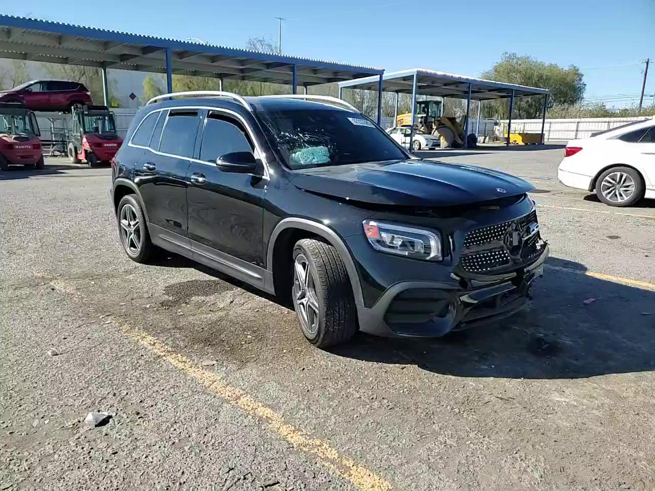 Фото: W1N4M4HB4NW230821