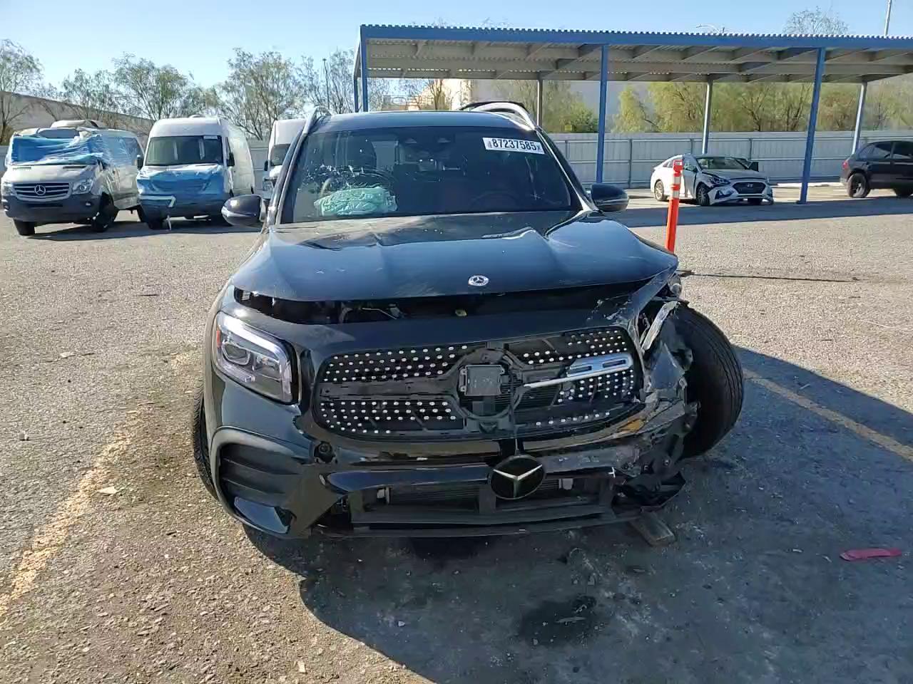 Фото: W1N4M4HB4NW230821