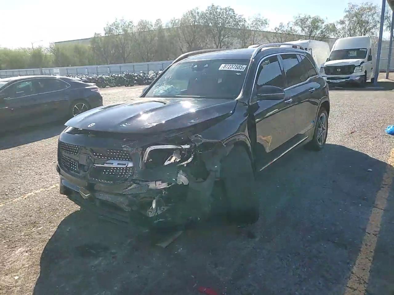 Фото: W1N4M4HB4NW230821