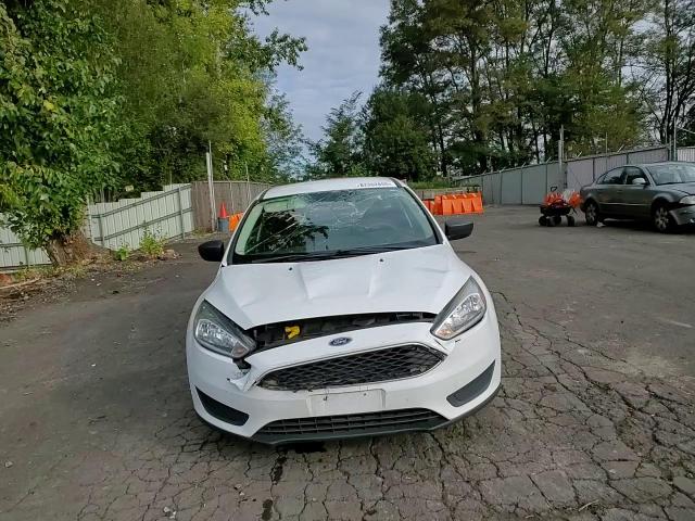 2016 Ford Focus S VIN: 1FADP3E25GL301788 Lot: 82352855
