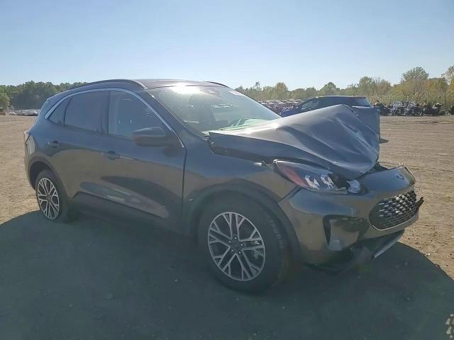 2020 Ford Escape Sel VIN: 1FMCU0H62LUA97527 Lot: 85893965