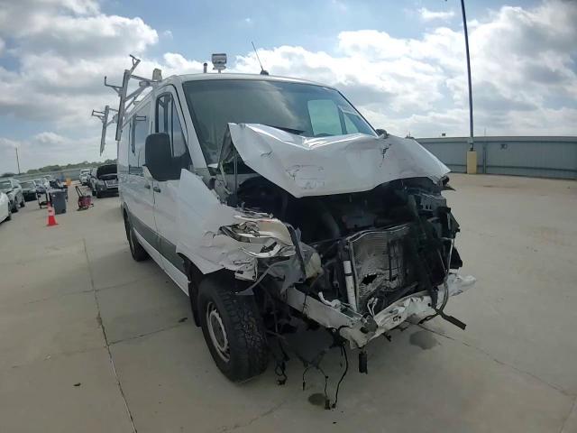 2015 Mercedes Benz Sprinter 2500 Utility / Service Van VIN: WD3PE7DC2FP156273 Lot: 90050185